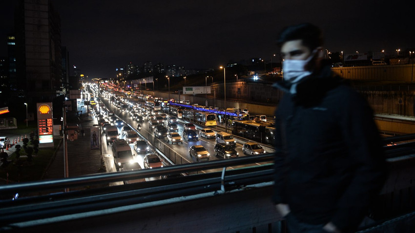 İstanbul'un akşam trafiği: 3 saatte 50 kilometre