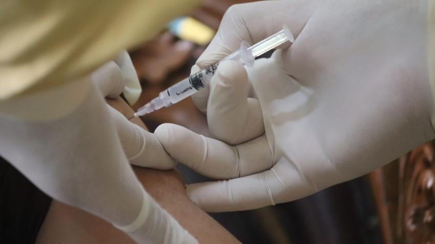 Çin aşılarına güvenen 90 ülkede vaka sayısı artıyor