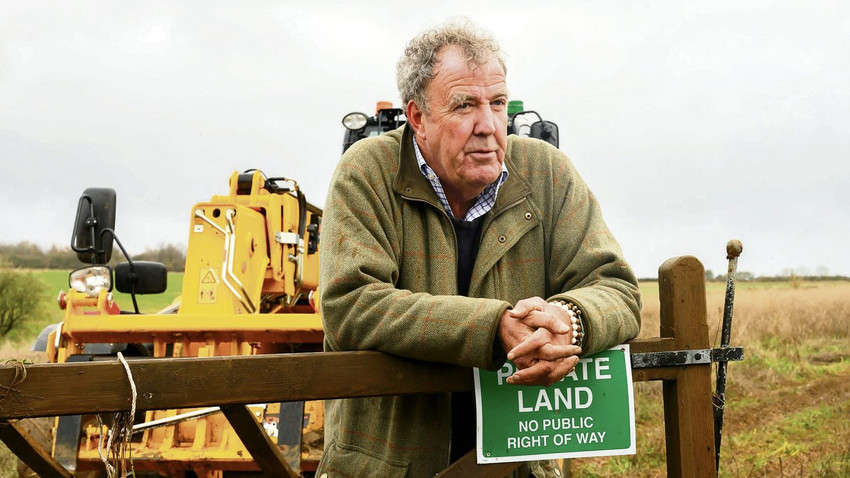 Jeremy Clarkson amcanın eğlenceli bir çiftliği var