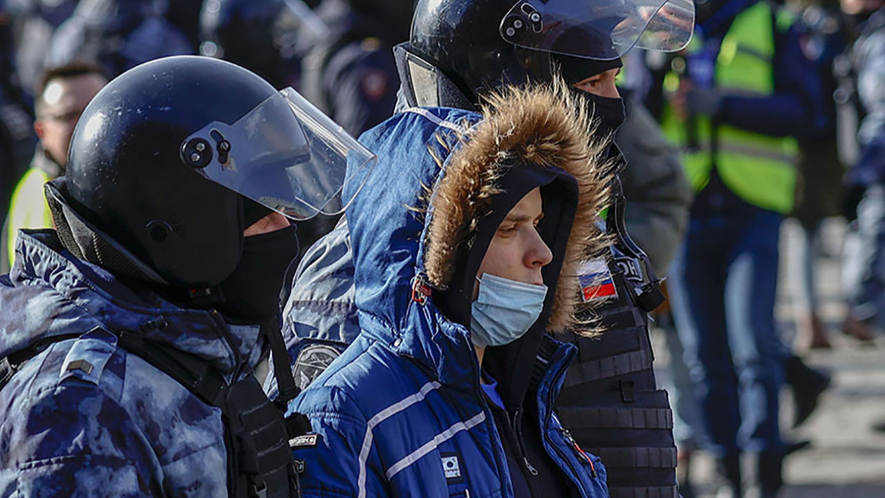 Rusya'daki protestolarda 14 bin 500'den fazla kişi tutuklandı