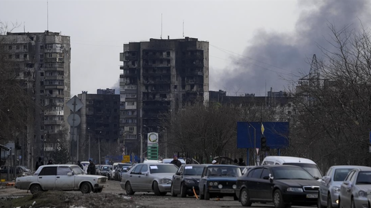 Rusya, Ukrayna’nın stratejik önemdeki Mariupol şehrine saldırılarını yoğunlaştırdı