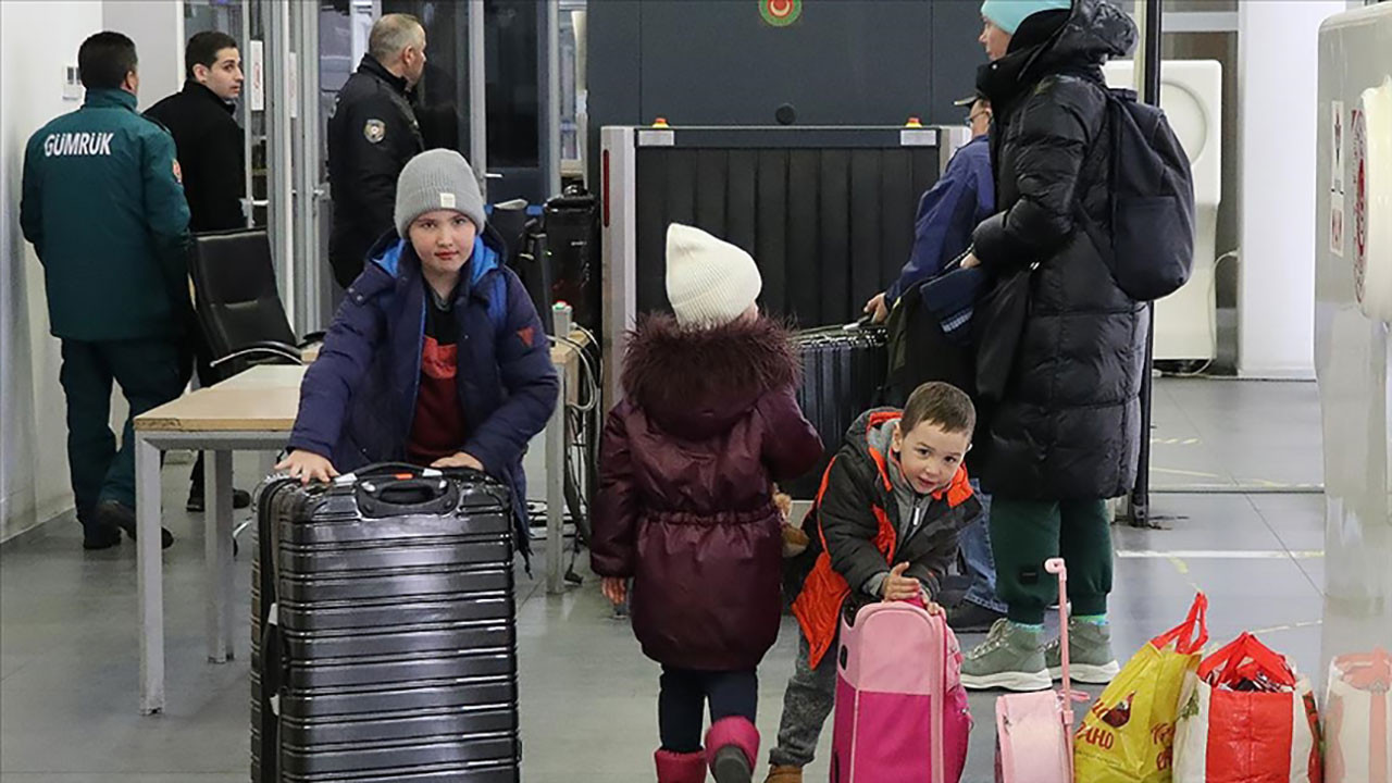 Jarosinska-Jedynak: 7 milyon 300 bin Ukraynalı mülteci Polonya'da kalabilir
