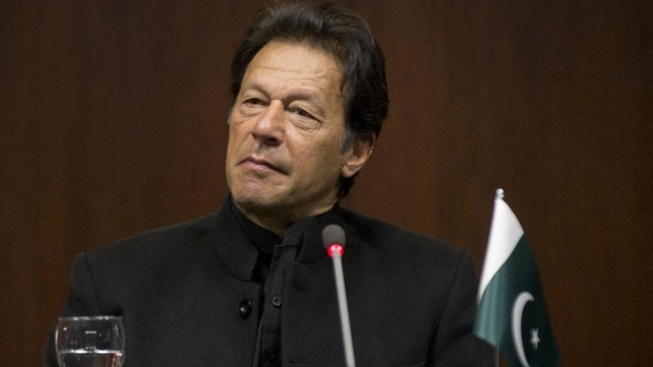 Pakistan'ın eski başbakanı İmran Han hakkında tutuklama emri çıkarıldı