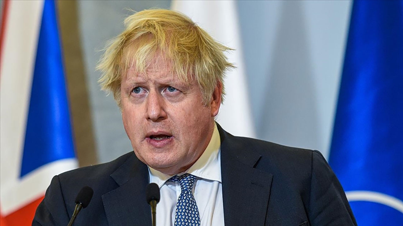 İngiltere Başbakanı Johnson'a yönelik kendi partisinden gelen istifa çağrıları artıyor