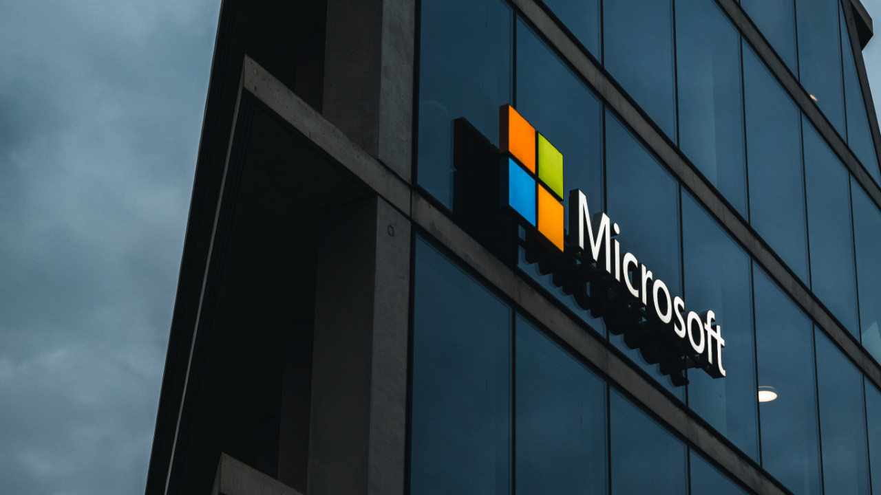 ABD'li teknoloji şirketlerinden Microsoft ve Alphabet bilançolarını açıkladı