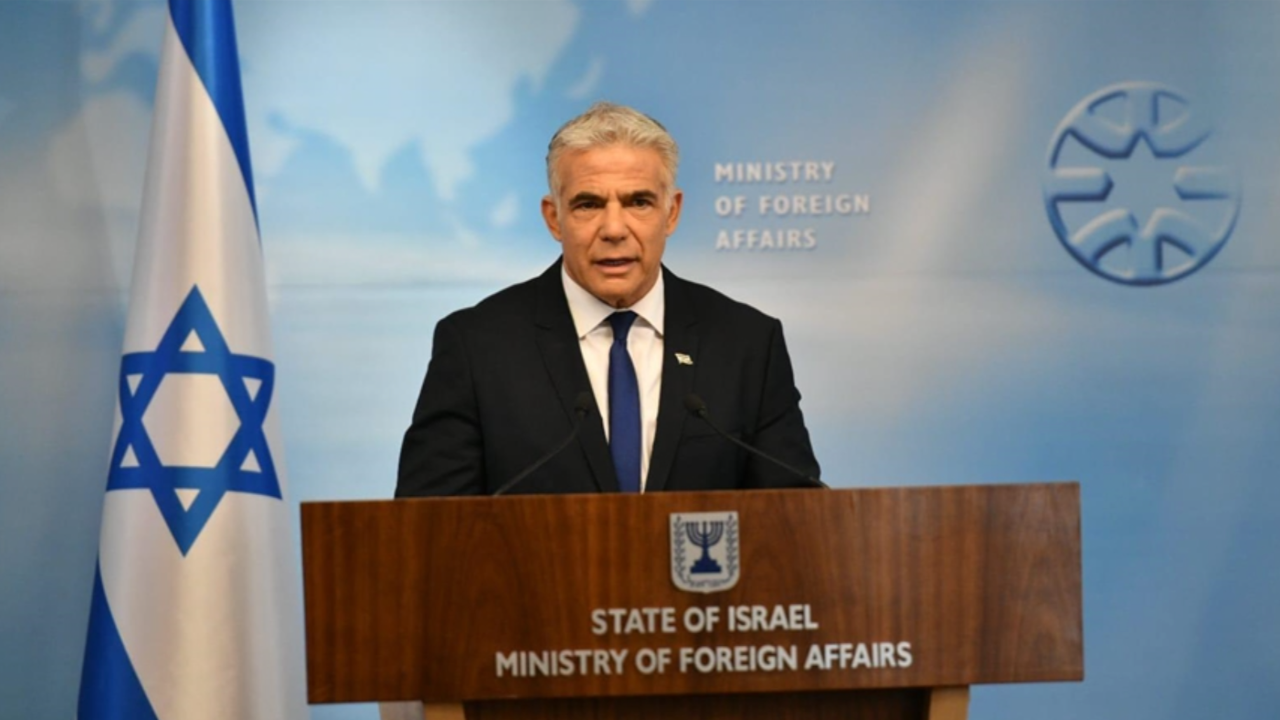 İsrail Dışişleri Bakanı hükümetin düşme riski karşısında 'teslim olmayacaklarını' söyledi