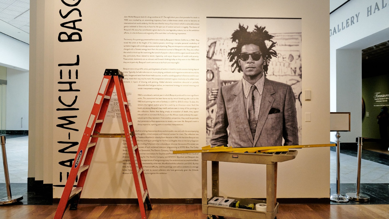 Orlando Sanat Müzesi'ndeki “Kahramanlar ve Canavarlar: Jean-Michel Basquiat” sergisi. 2 Şubat 2022. (Melanie Metz/The New York Times)