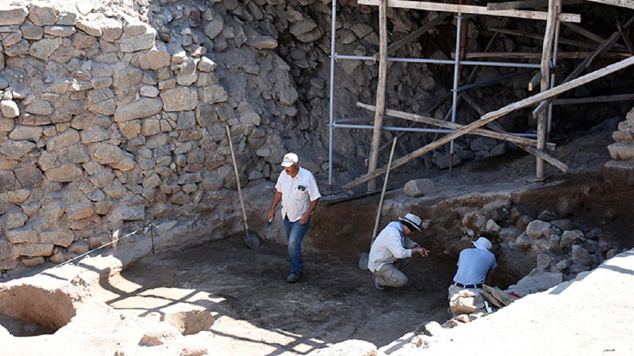 Büklükale'de Hitit dönemine ait yeni binalar araştırılıyor