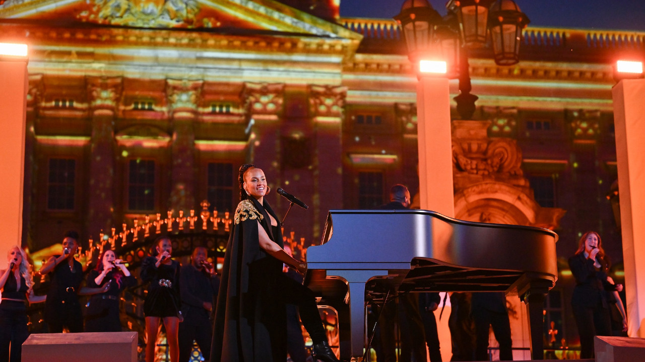 Platin Jübile kutlamaları: Buckingham Sarayı’ndaki konser televizyonda en çok izlenen etkinlik oldu