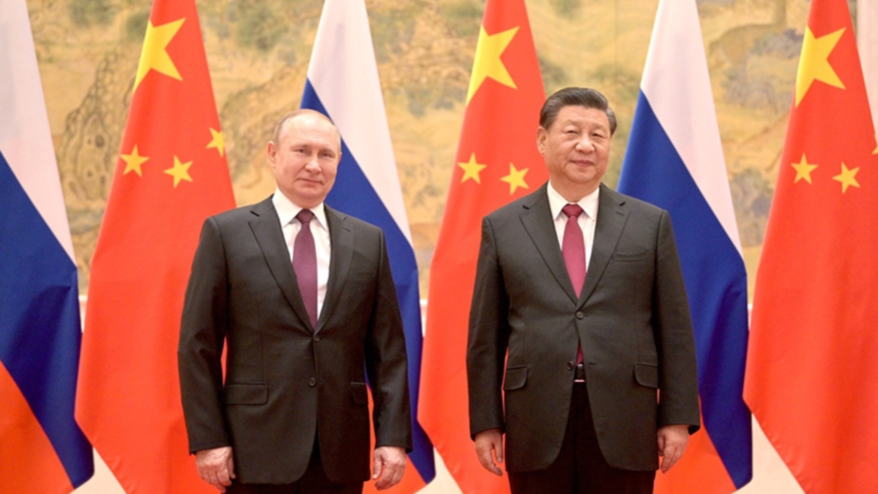 Rusya Devlet Başkanı Putin ve Çin Devlet Başkanı Şi iş birliğini genişletiyor