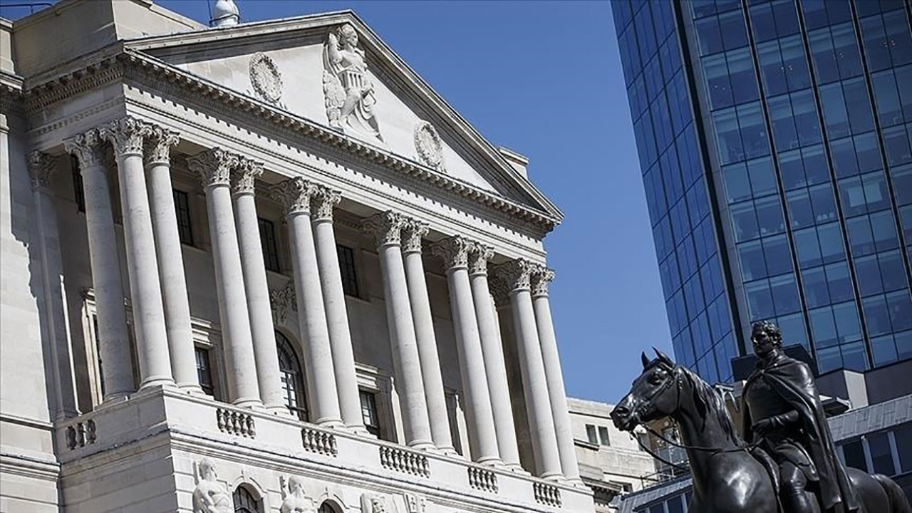 İngiltere Merkez Bankası'ndan 50 puanlık faiz artışı
