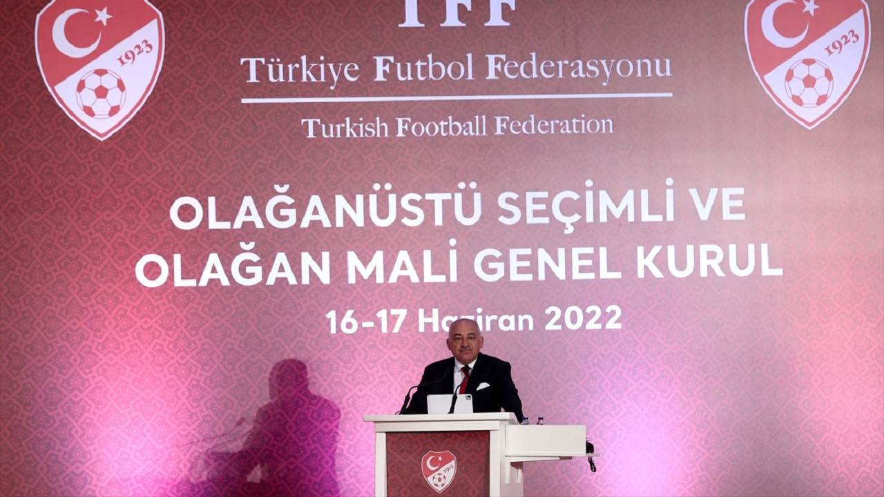 Yeni TFF Başkanı Mehmet Büyükekşi görev yapan kurulların istifasını istedi