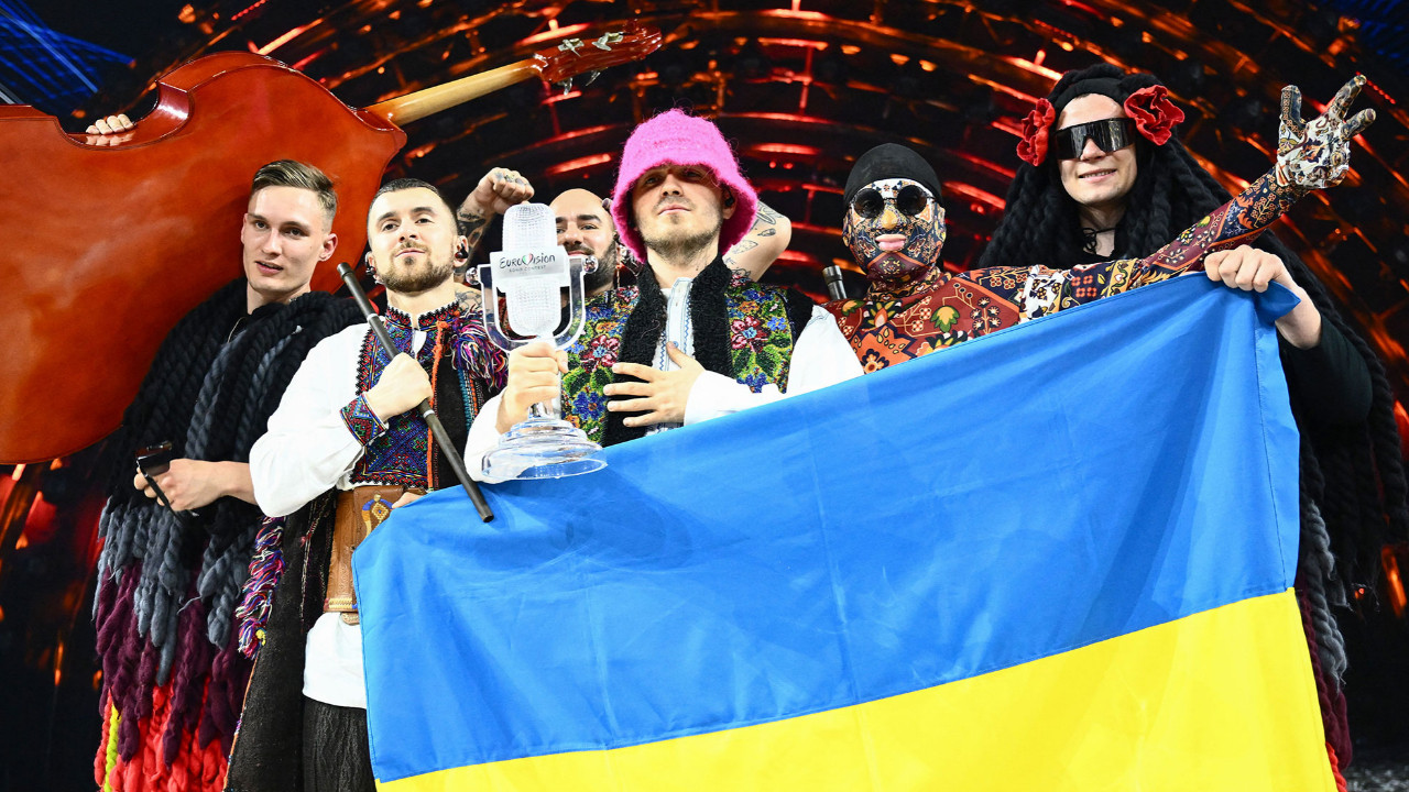 Eurovision Şarkı Yarışması Ukrayna yerine İngiltere'de yapılacak