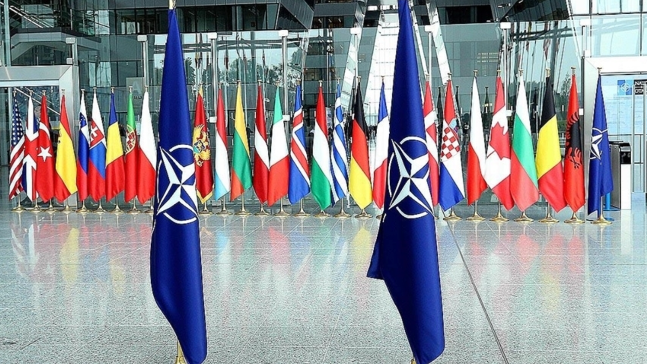 NATO ve AB'den birlik mesajı: Ukrayna'yı uzun vadede desteklemeye devam edeceğiz