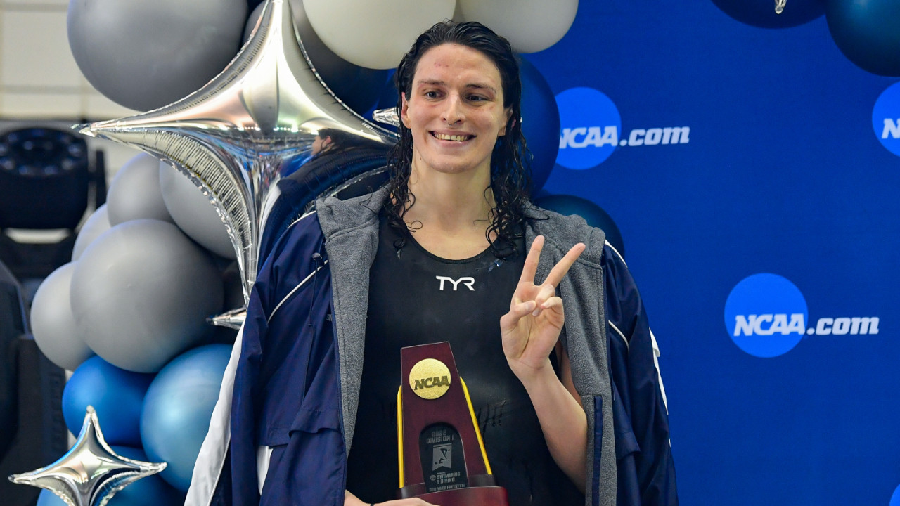 Lia Thomas, kadınlar kategorisinde NCAA Division I ulusal şampiyonluğunu kazanan ilk transseksüel atlet olmuştu (Fotoğraf: Getti Images)