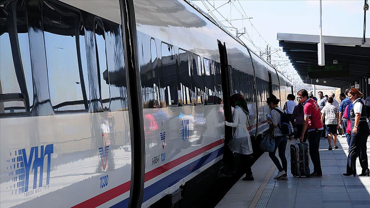 Kurban Bayramı'na hazırlık: Tren hatlarında kapasite artırıldı