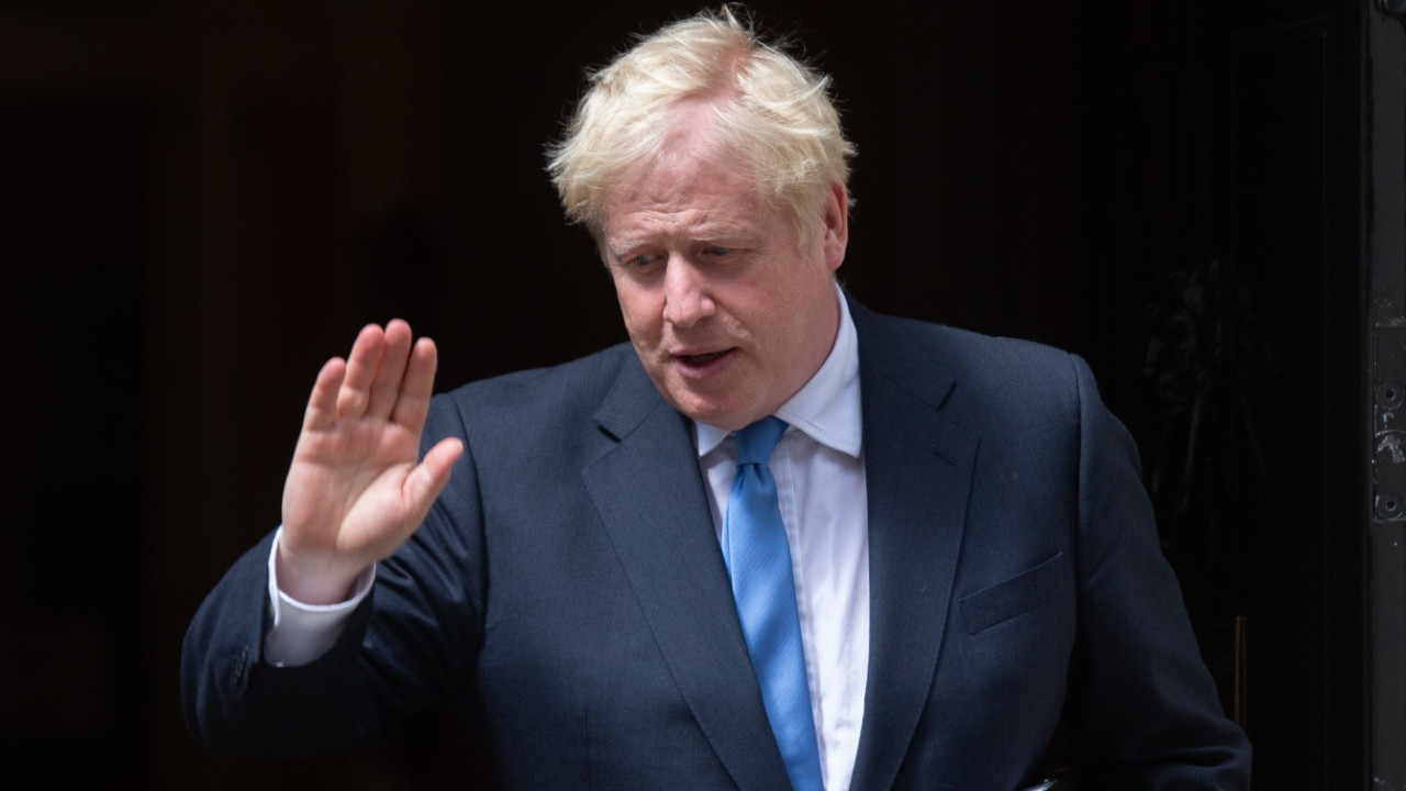 İngiliz basını kabine istifalarını böyle gördü: Bu nihayet Boris için son mu?