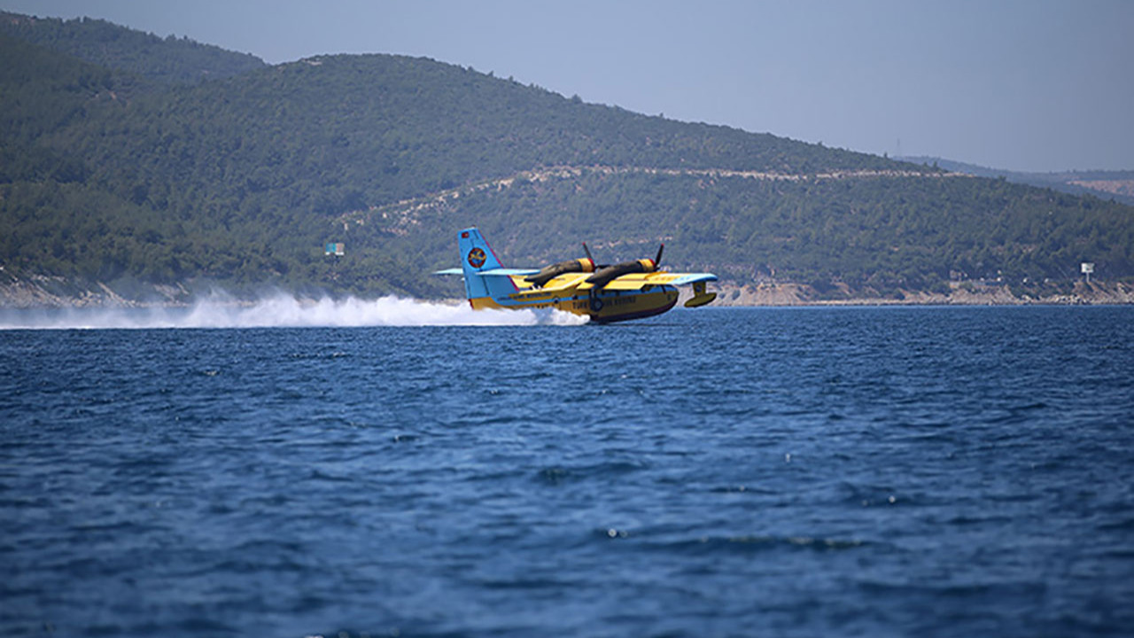 Bodrum'da yangın söndürme uçakları test uçuşu yaptı