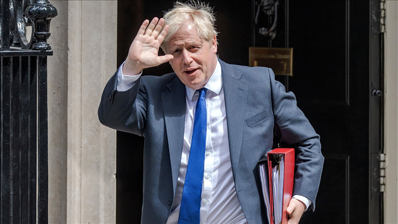 Boris Johnson: Dünyanın en iyi işini bıraktığım için üzgünüm