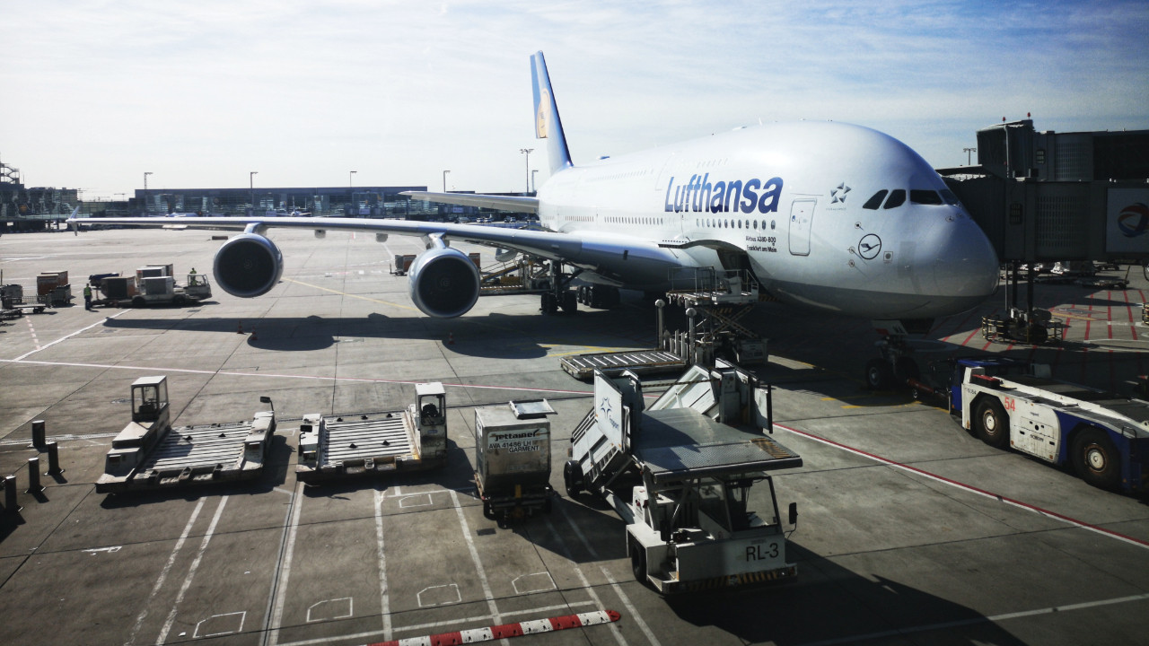 Lufthansa'da eylem: Bir günde binden fazla uçuş iptal edildi