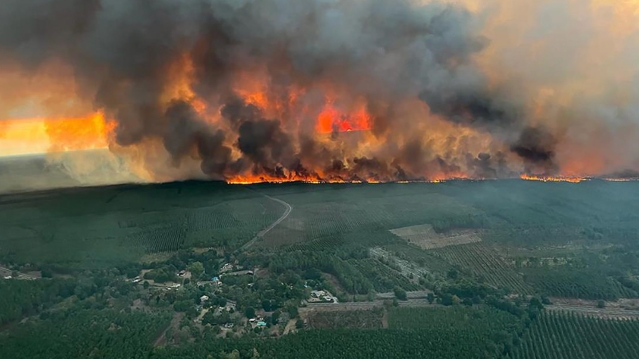 Fransa'da 6 gündür devam eden ve 74 kilometrekareye yayılan yangın kontrol altına alındı