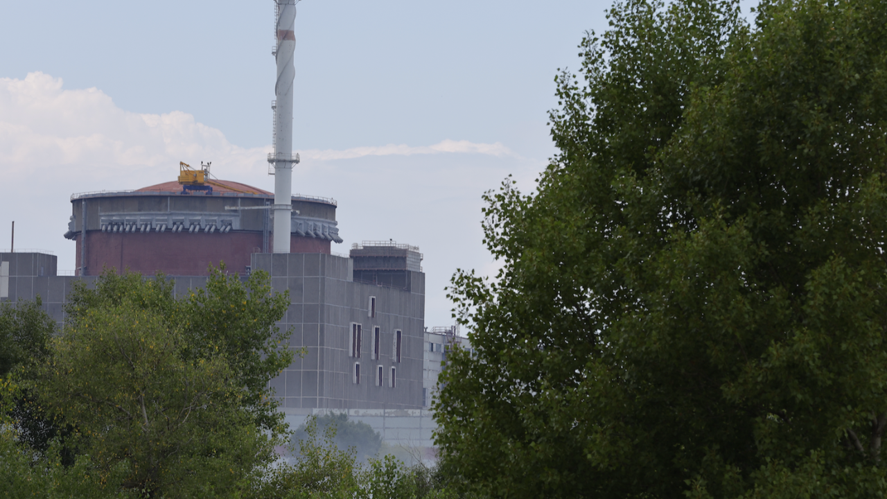 Ukrayna ve Rusya, Zaporijya Nükleer Santrali'ne yapılan saldırılar nedeniyle birbirini suçluyor