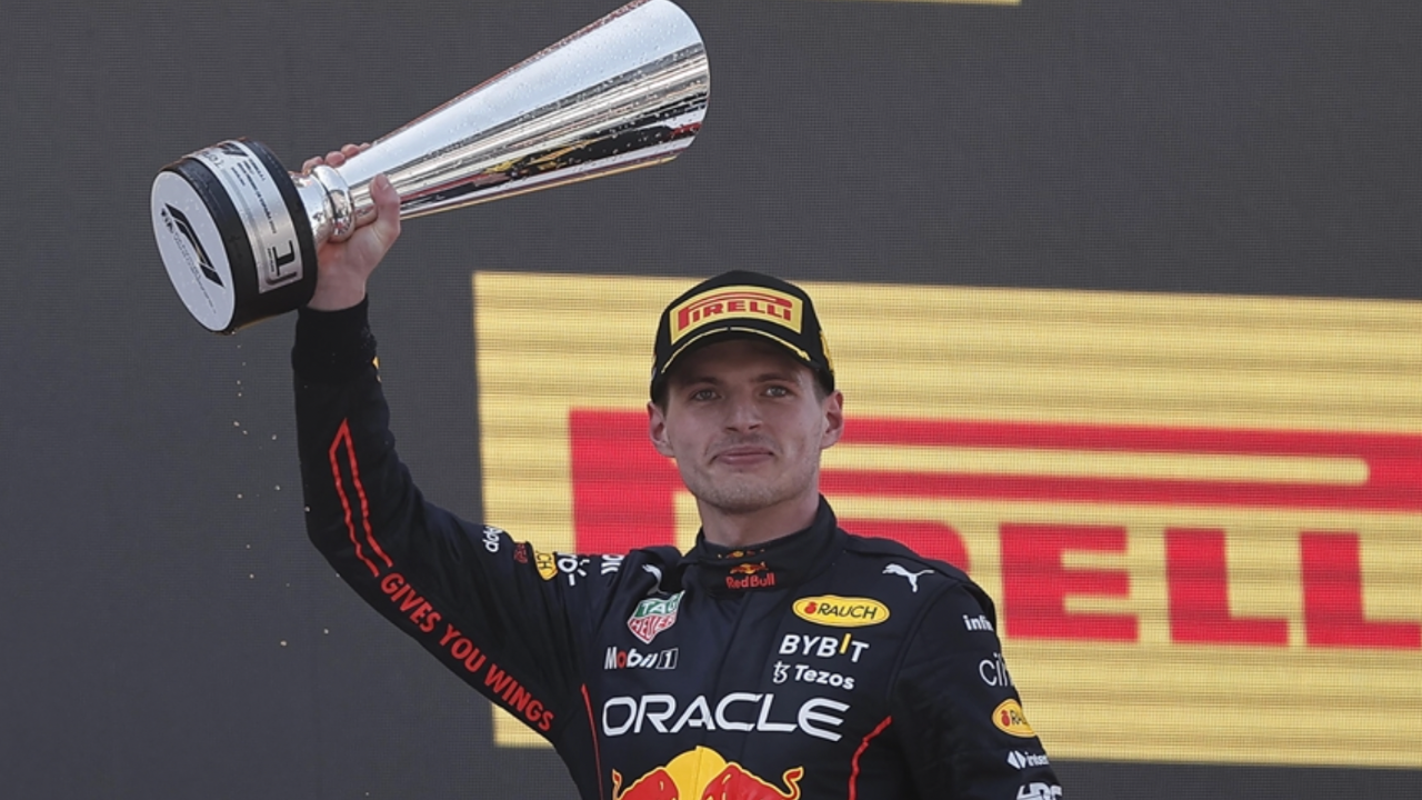 F1 Hollanda Grand Prix'sini Verstappen birinci tamamladı