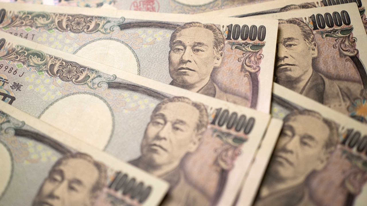 Japon yeni dolara karşı 24 yılın en zayıf seviyesine geriledi