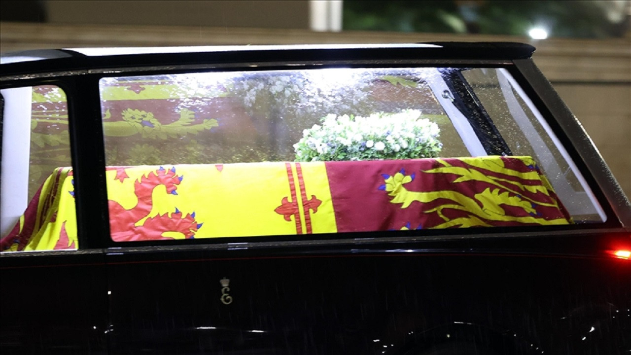 İngiltere Kraliçesi 2. Elizabeth'in cenazesine Dışişleri Bakanı Çavuşoğlu katılacak