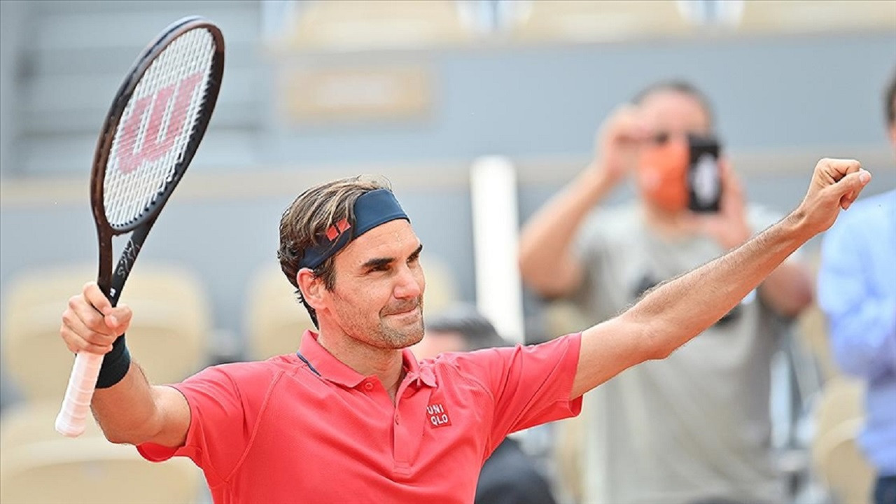 Roger Federer emekli olacağını duyurdu