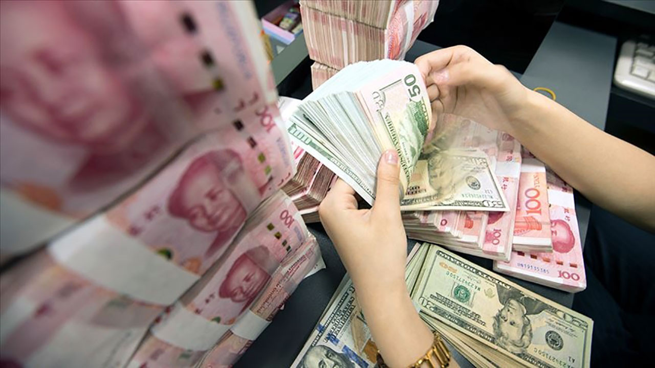 Çin yuanı dolar karşısında son 2 yılın en düşük seviyesine geriledi