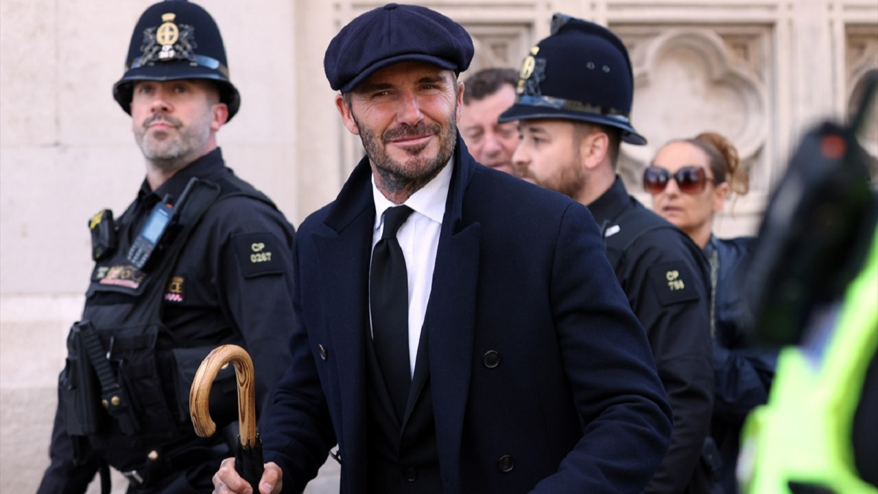 David Beckham, Kraliçenin naaşını görmek için kuyruğa girdi
