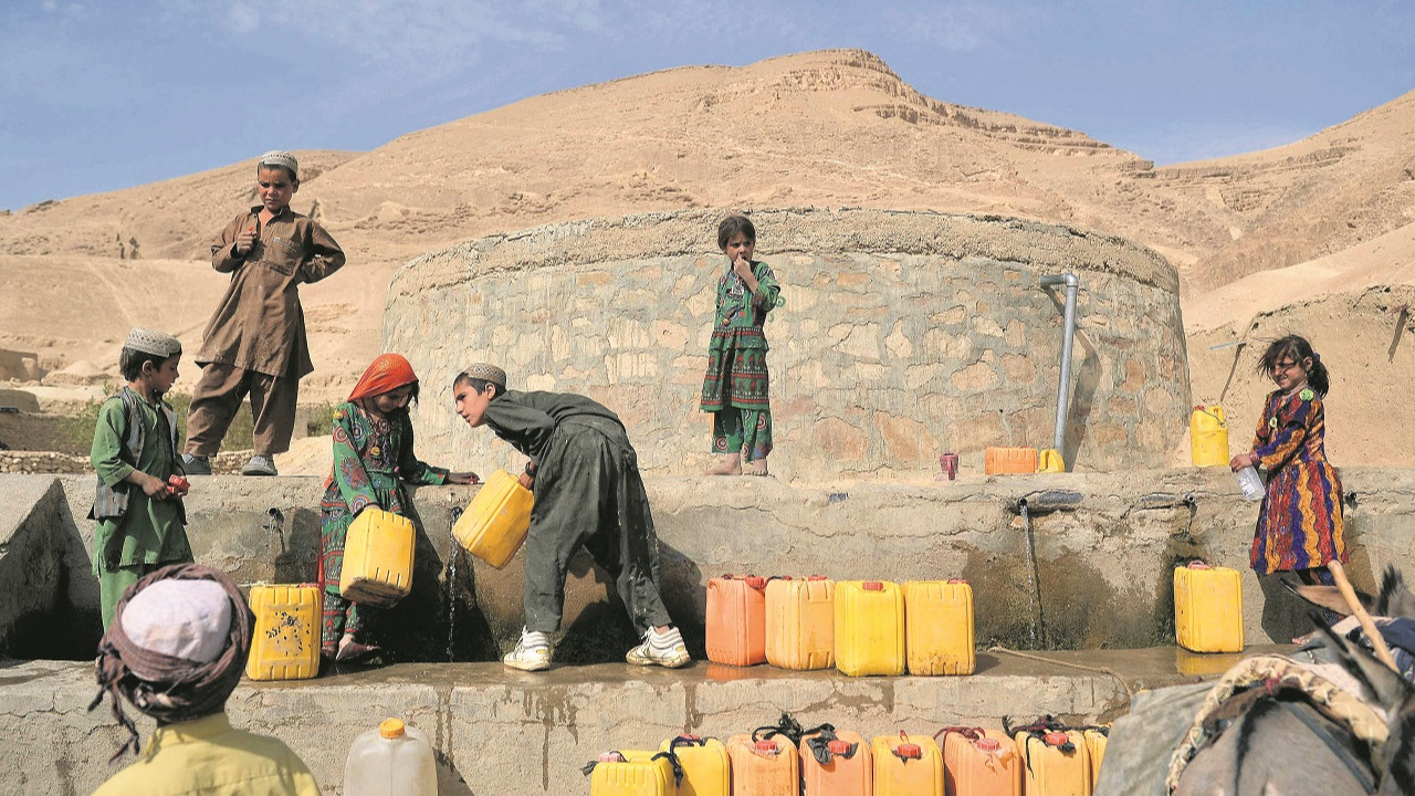 Afganistan’ın Bala Murghab ilçesinde iklim değişikliği çatışmalardan daha ölümcül bir düşman. / Hoshang HashImI/Agence France-Presse — Getty Images
