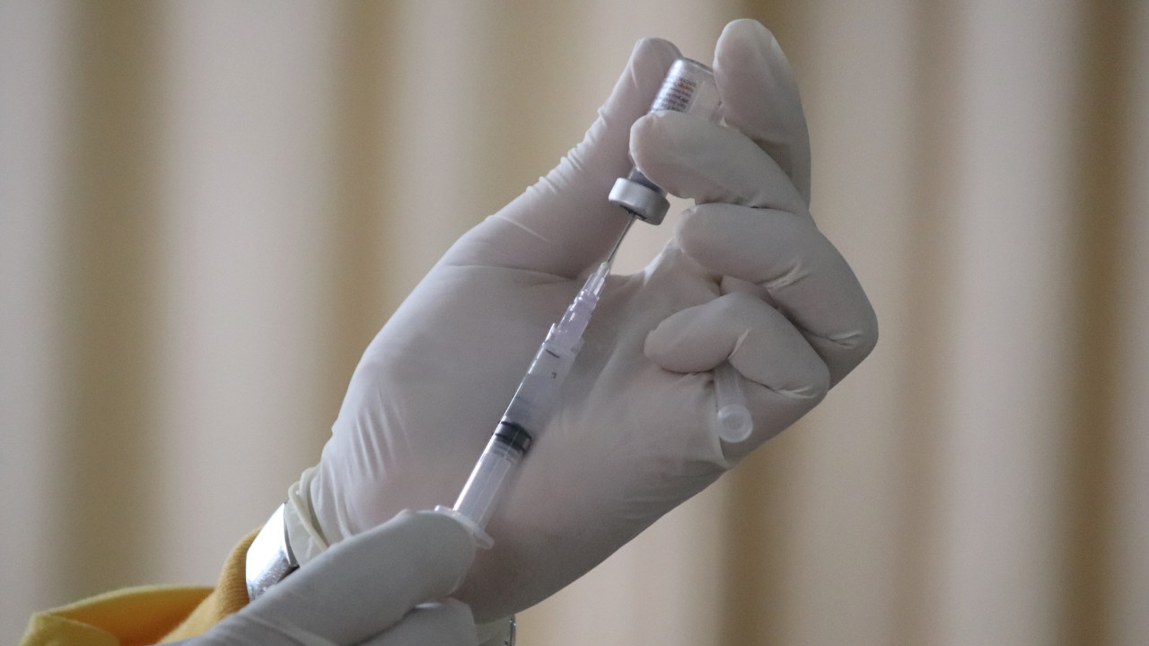 Grip aşısı, 65 yaş üstü kişilere ve kronik hastalıkları olanlara uygulanacak