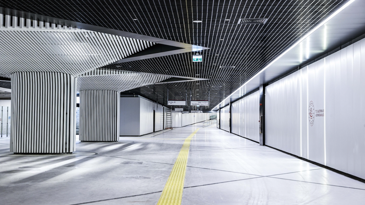 Pendik-Sabiha Gökçen Havalimanı metro hattı hizmete açıldı