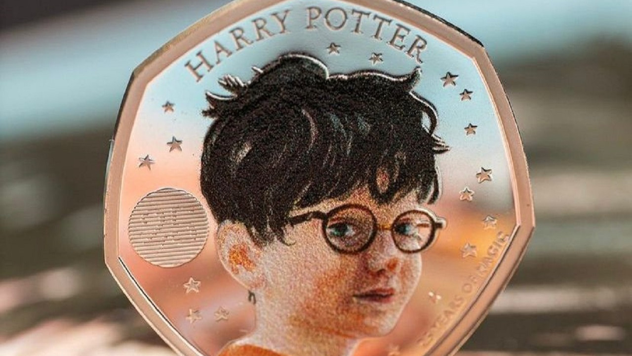 Kraliyet Darphanesi Harry Potter'ın 25. yıldönümü için dört yeni madeni para bastı