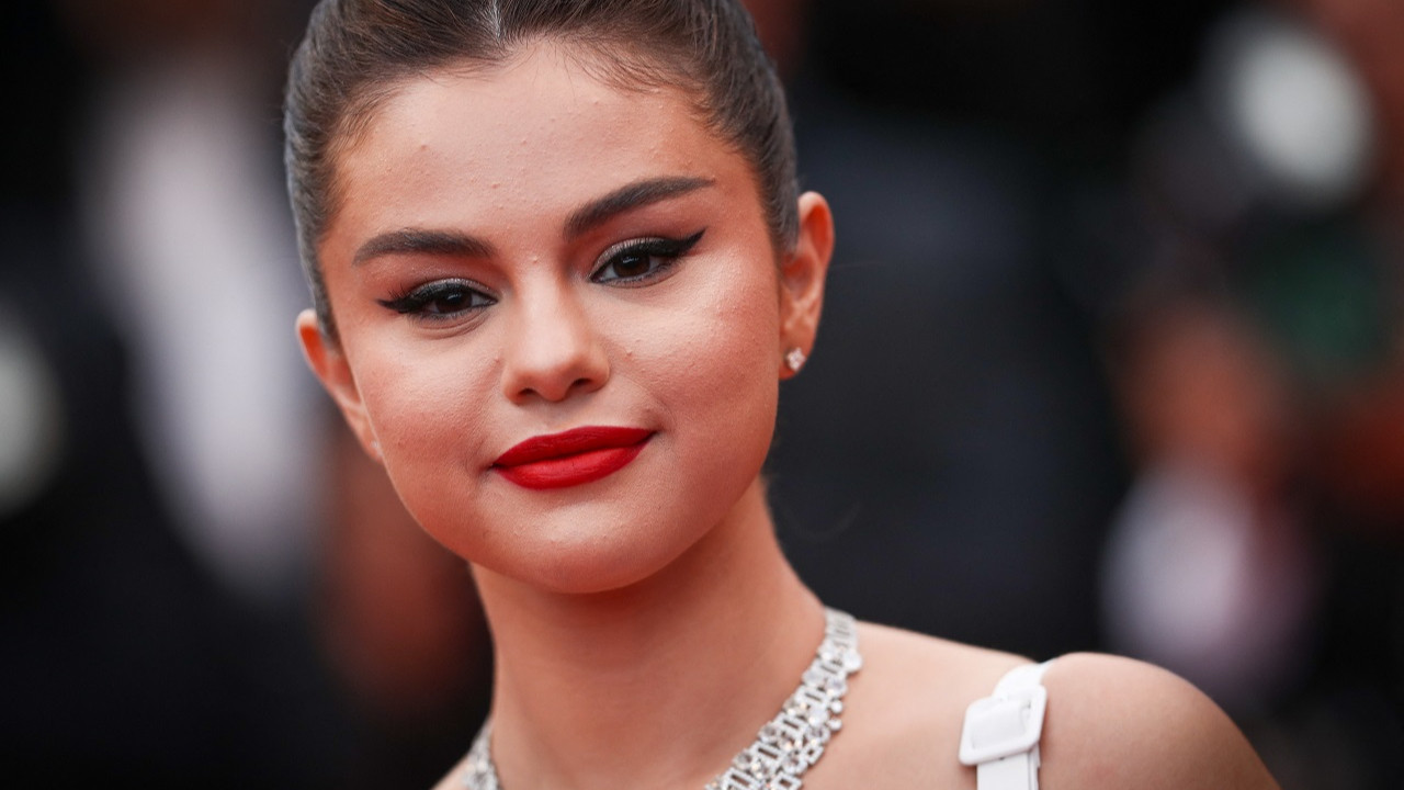 Selena Gomez'in belgeseliyle aynı adı taşıyan yeni single yolda