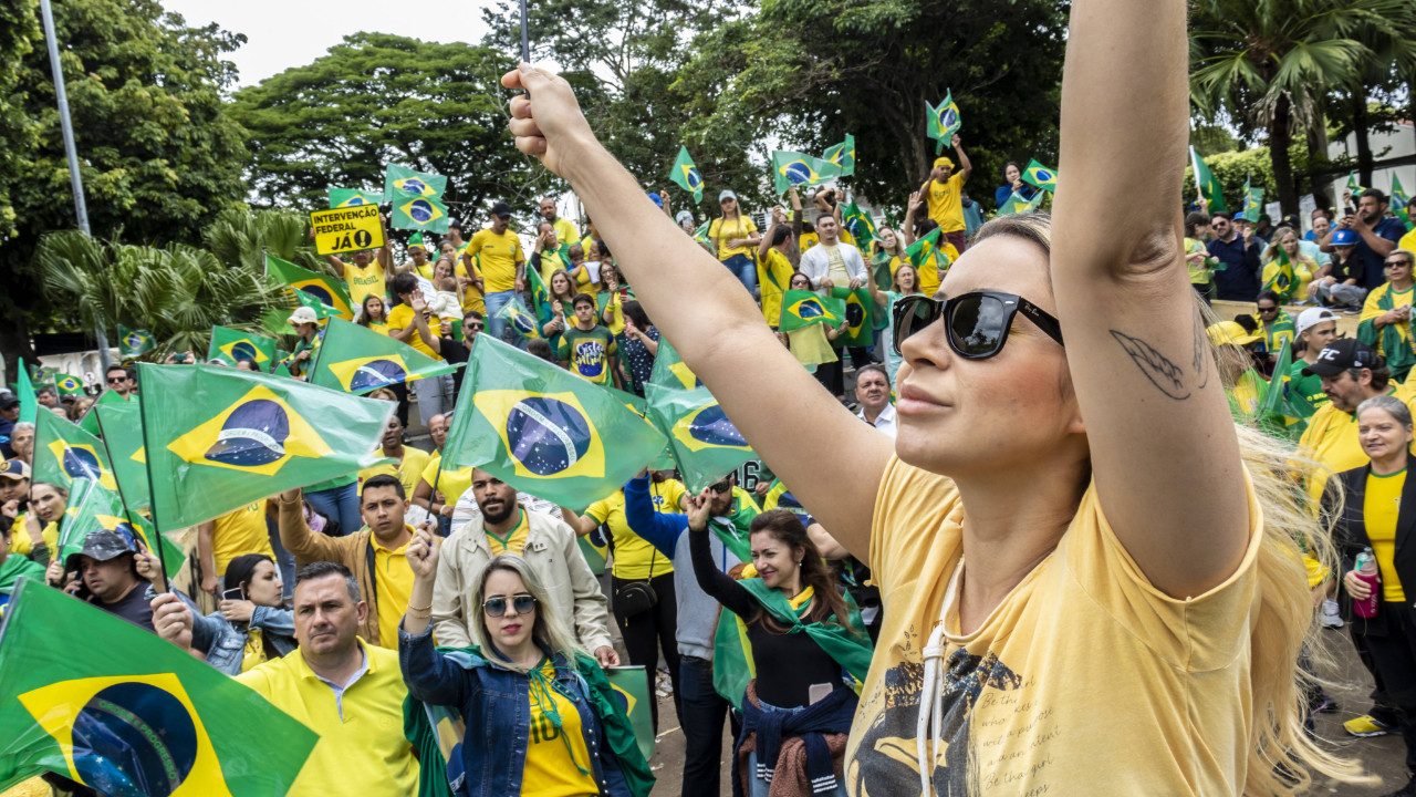 Brezilya'da Bolsonaro destekçilerinden orduya müdahale çağrısı