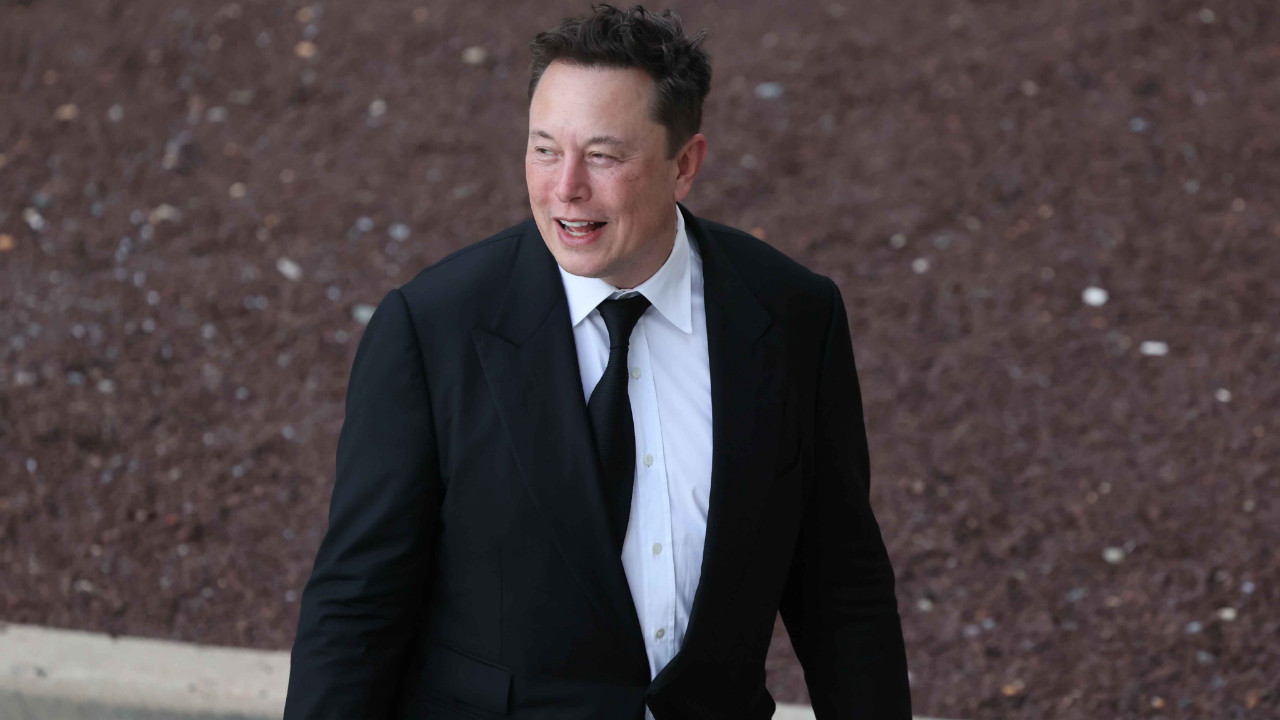 Elon Musk işten çıkarmalar için düğmeye bastı: Twitter çalışanlarına e-posta