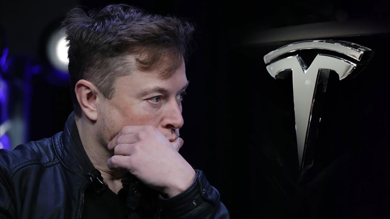 Elon Musk 3,95 milyar dolarlık daha Tesla hissesi sattı