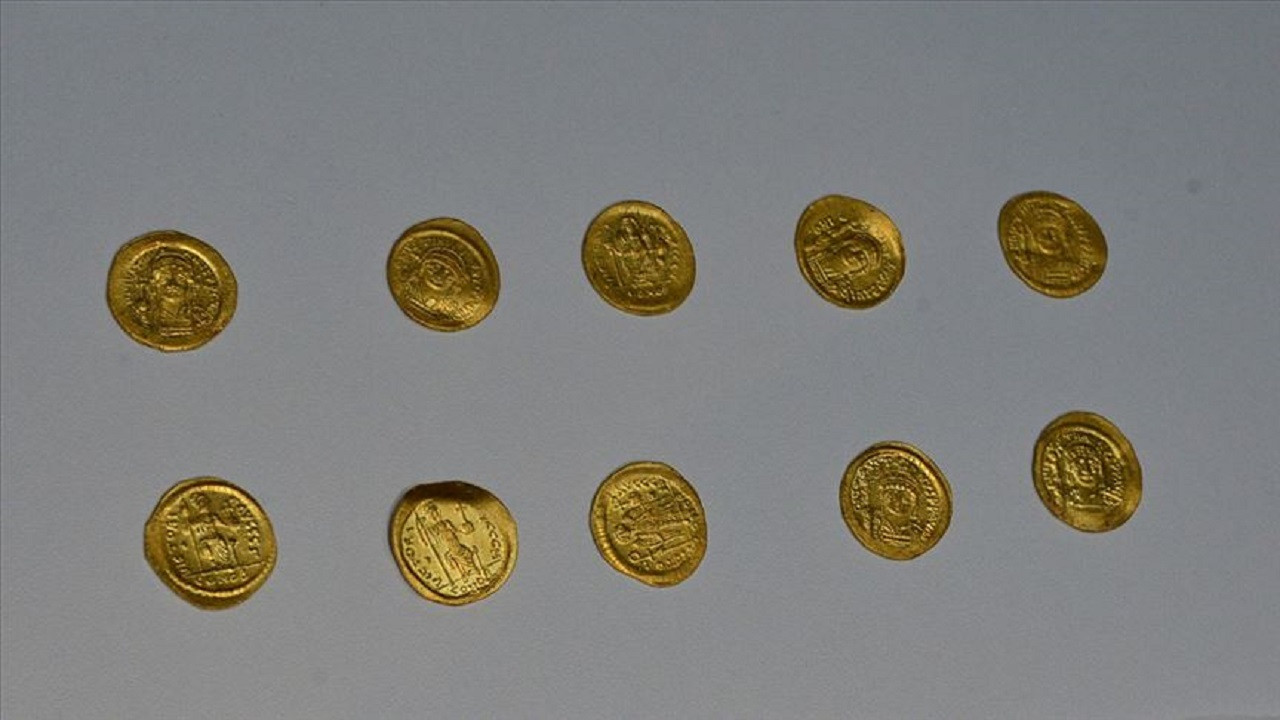 Almanya'daki bir müzeden 483 altın para çalındı