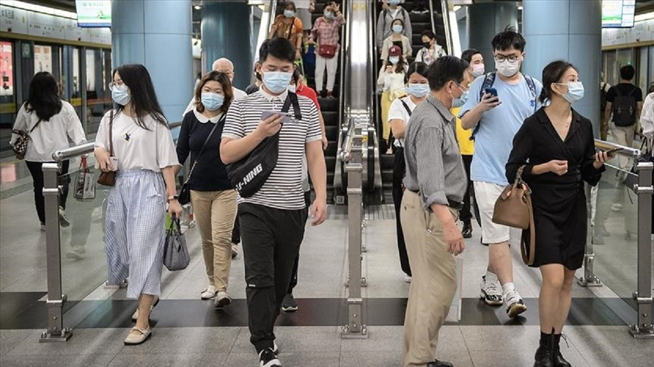 Çin, sınırlarını açarken salgından endişe eden ülkeler, yolculara yönelik tedbir alıyor