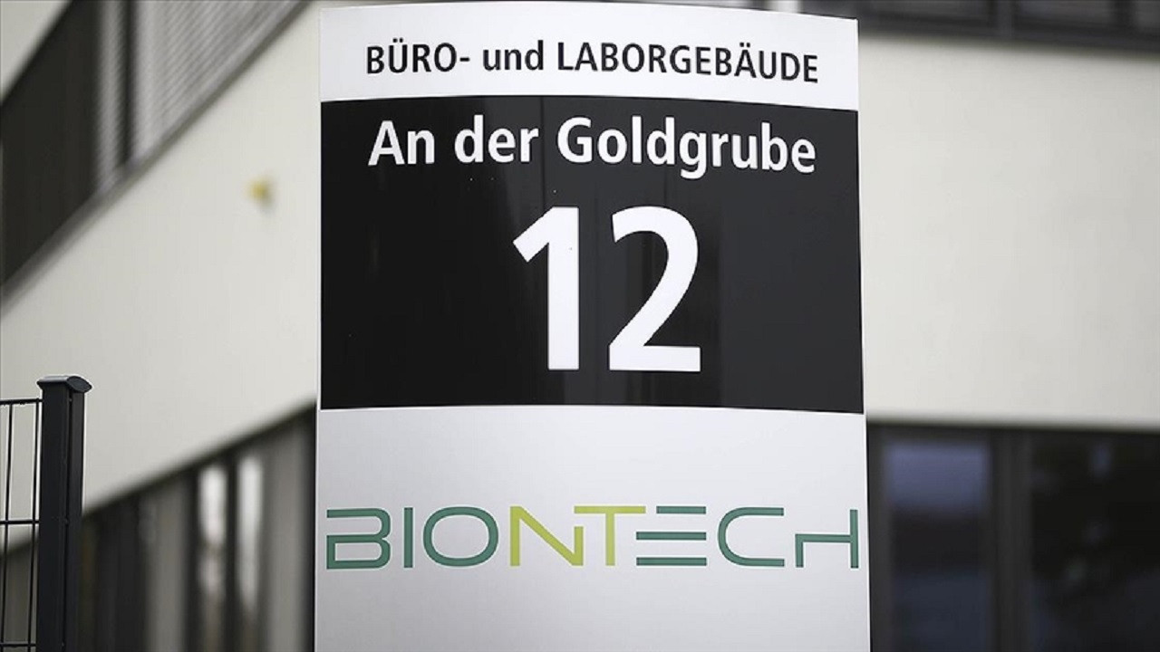 BioNTech, İngiliz yapay zeka girişimi InstaDeep'i satın alıyor