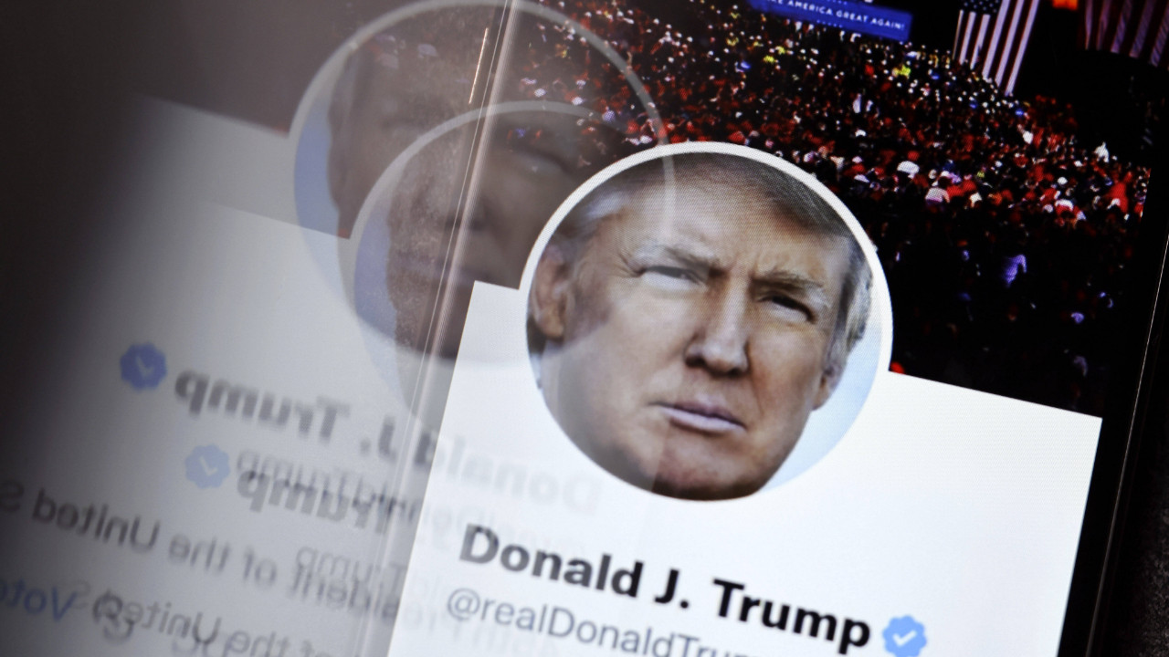 Donald Trump Facebook ve Twitter'a dönmeye hazırlanıyor