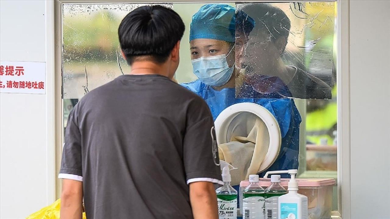 Çin, Covid-19 salgınında hasta sayısı ve ölümlerin azaldığını açıkladı