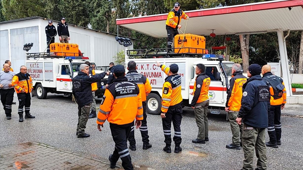 Avrupa ülkeleri Türkiye'ye kurtarma ekibi gönderiyor