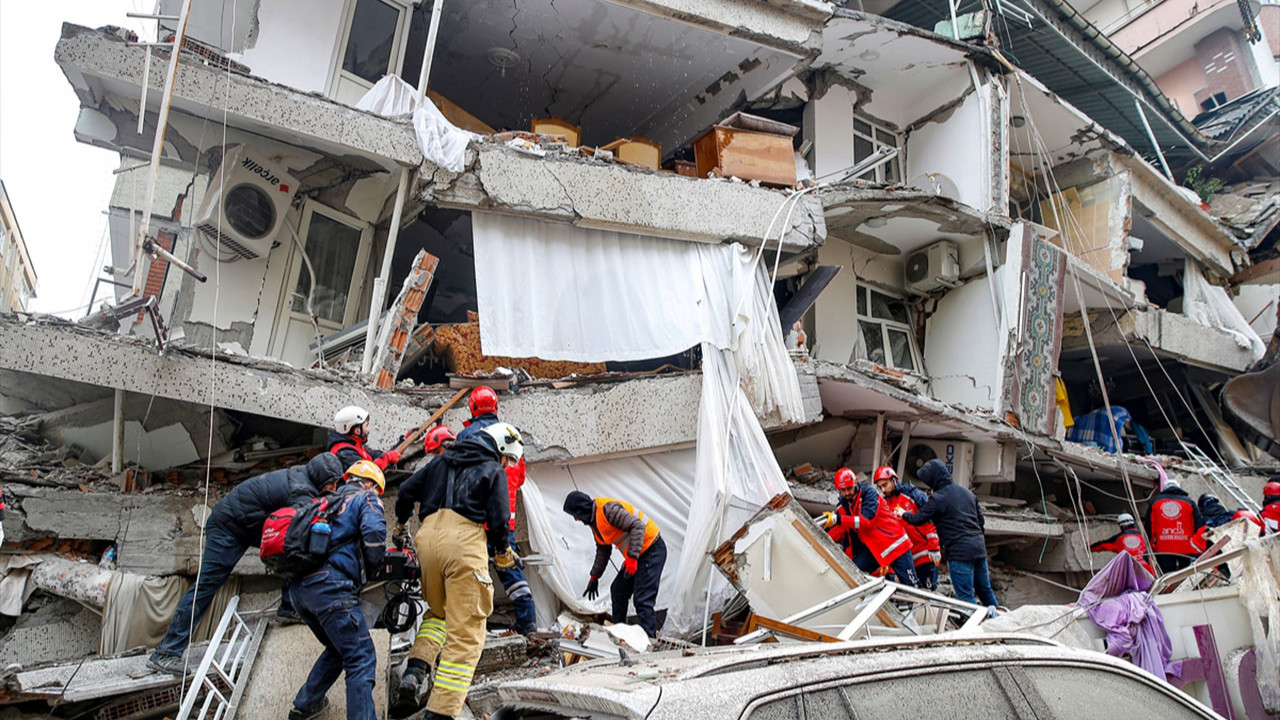 Kahramanmaraş'ta 7,6 büyüklüğünde bir deprem daha oldu
