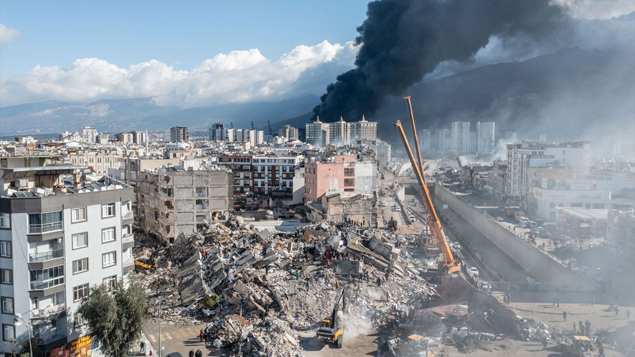 6 Ocak depremlerinin yarattığı yıkım havadan görüntülendi
