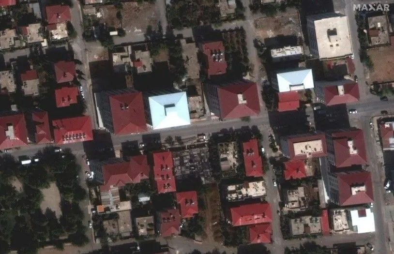 Depremin getirdiği yıkım uydudan görüntülendi