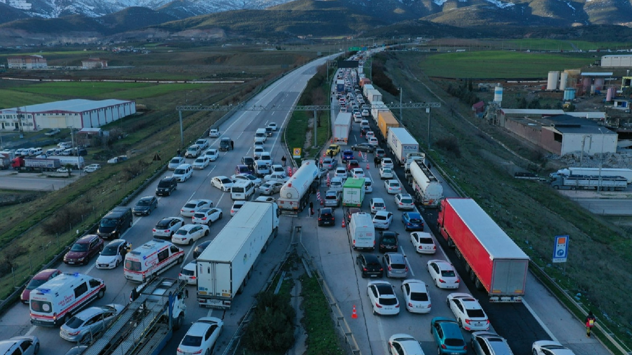 Atıcılık sporcusu deprem bölgesine giderken trafik kazasında hayatını kaybetti